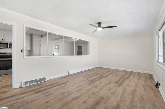 105 Mauldin Circle, Mauldin, SC 29662