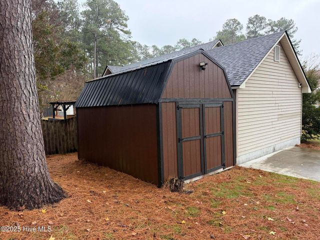 104 Dundee Court, Jacksonville, NC 28546