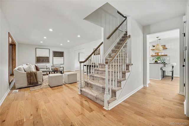 6102 S Lima Way, Englewood, CO 80111