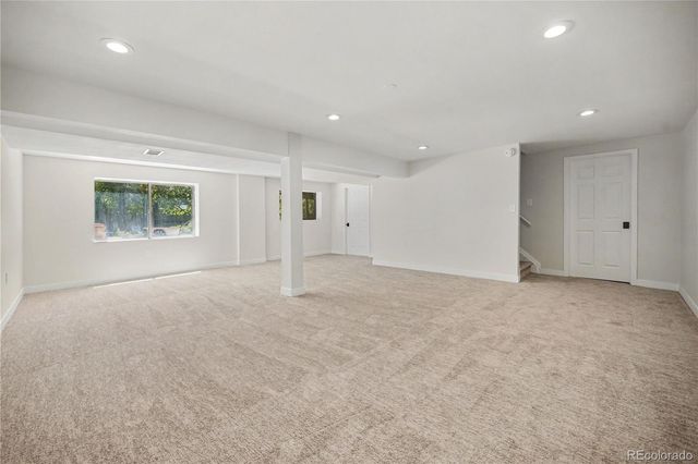6102 S Lima Way, Englewood, CO 80111