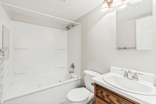 29 E 925 N, Orem, UT 84057