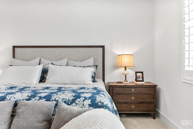 2302 Penley Court, Bakersfield, CA 93311