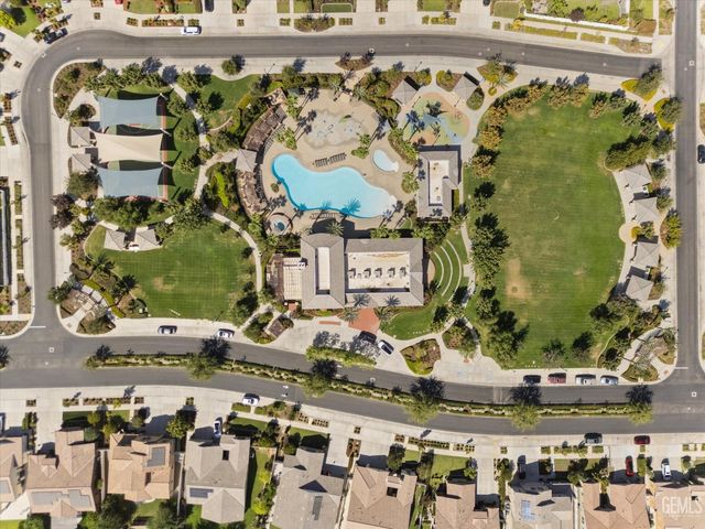 2302 Penley Court, Bakersfield, CA 93311