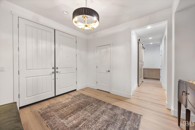 2302 Penley Court, Bakersfield, CA 93311