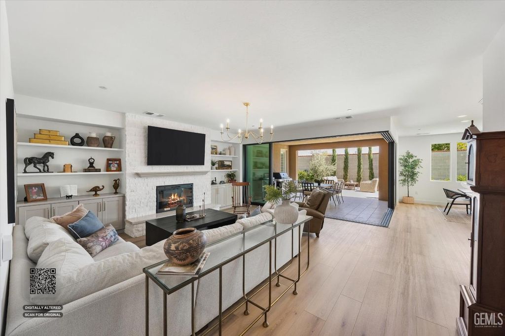 2302 Penley Court, Bakersfield, CA 93311