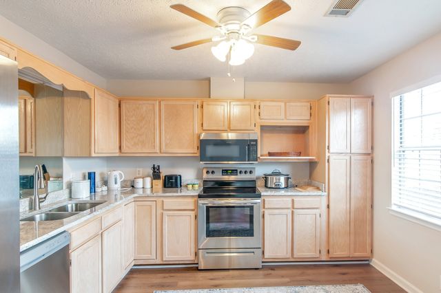 77 Rolling Meadows Dr, Goodlettsville, TN 37072