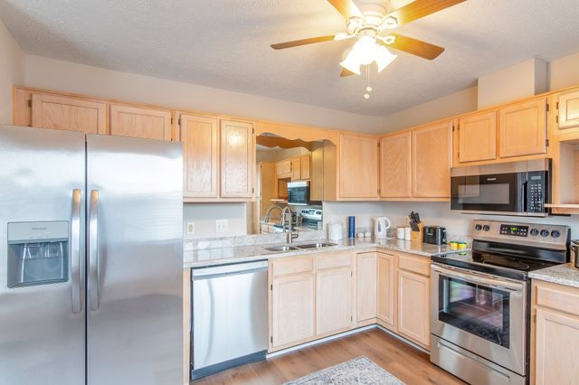77 Rolling Meadows Dr, Goodlettsville, TN 37072