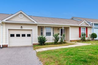 77 Rolling Meadows Dr, Goodlettsville, TN 37072