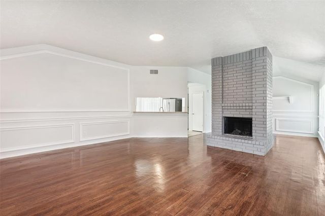 2006 Wildwood Ridge Drive, Missouri City, TX 77489