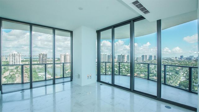 19575 COLLINS AV 19, Sunny Isles Beach, FL 33160