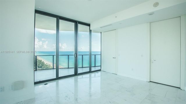 19575 COLLINS AV 19, Sunny Isles Beach, FL 33160