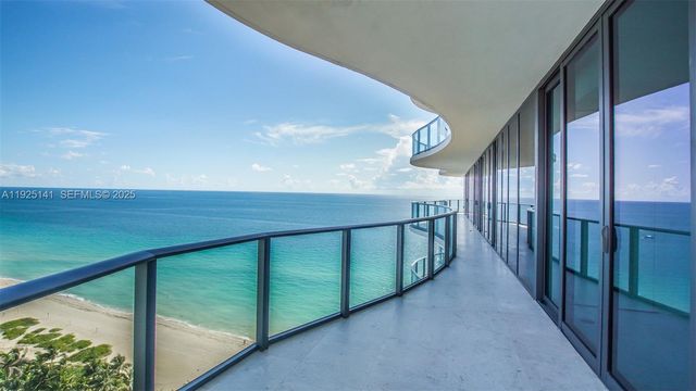 19575 COLLINS AV 19, Sunny Isles Beach, FL 33160