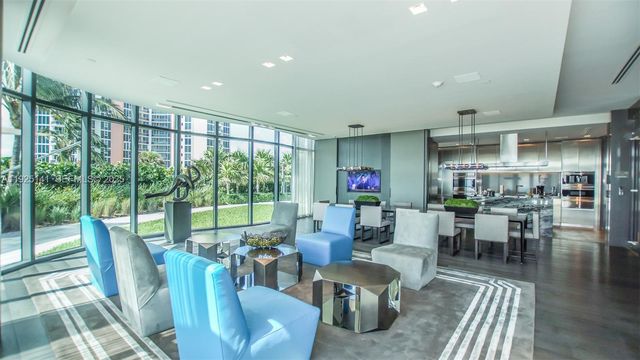 19575 COLLINS AV 19, Sunny Isles Beach, FL 33160