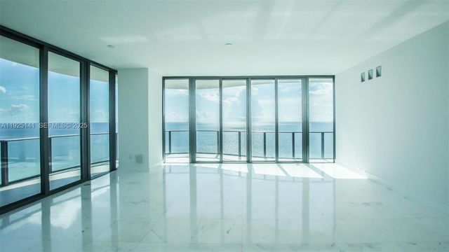 19575 COLLINS AV 19, Sunny Isles Beach, FL 33160