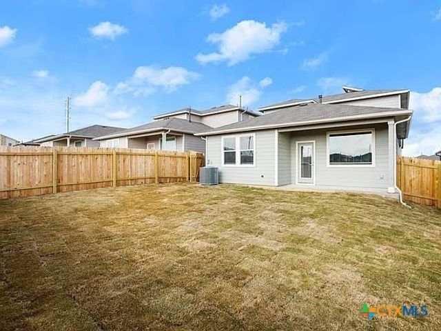 333 Fairfax Avenue, San Marcos, TX 78666