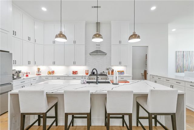 3501 SW Awakening Avenue, Bentonville, AR 72713