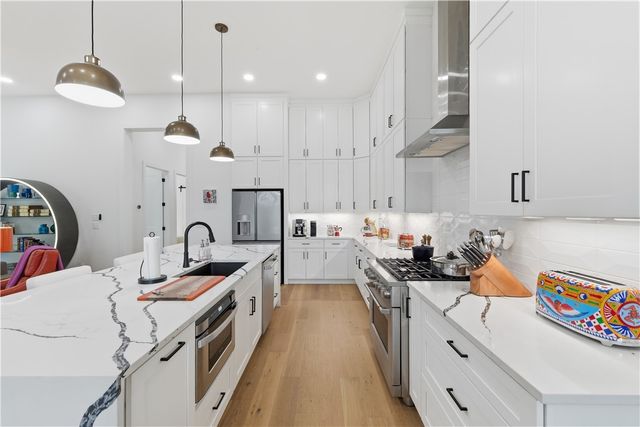 3501 SW Awakening Avenue, Bentonville, AR 72713