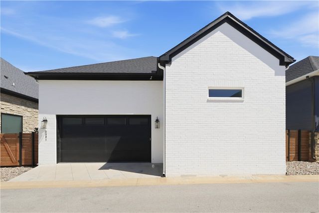 3501 SW Awakening Avenue, Bentonville, AR 72713