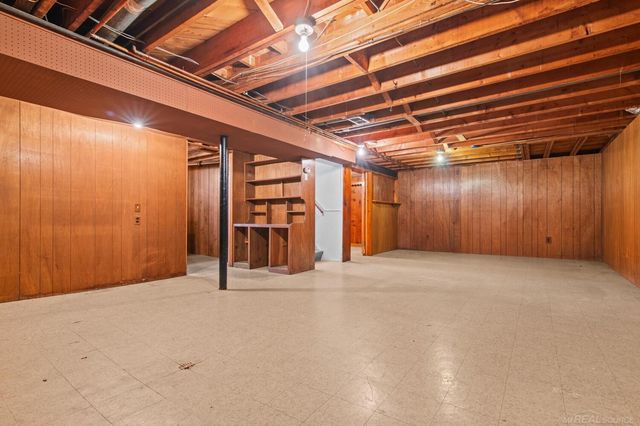 21518 Briarcliff Street, St Clair Shores, MI 48082