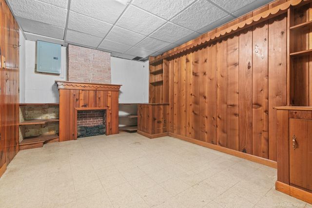 21518 Briarcliff Street, St Clair Shores, MI 48082