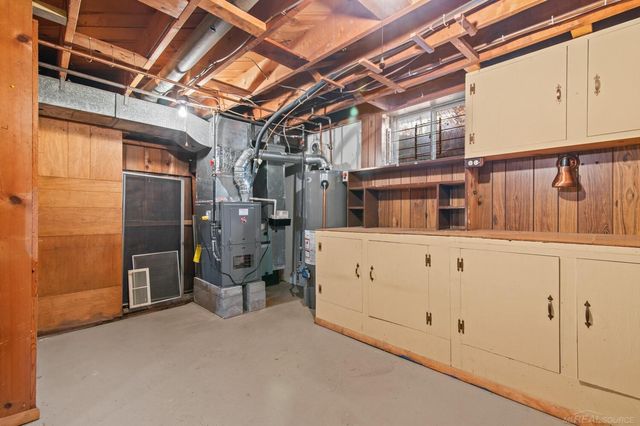 21518 Briarcliff Street, St Clair Shores, MI 48082