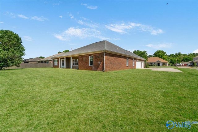 114 Parkview Drive, Meridianville, AL 35759