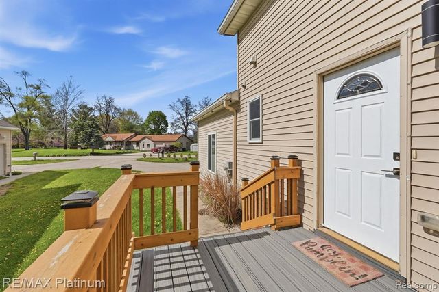 2428 Fisher Road, Howell, MI 48855