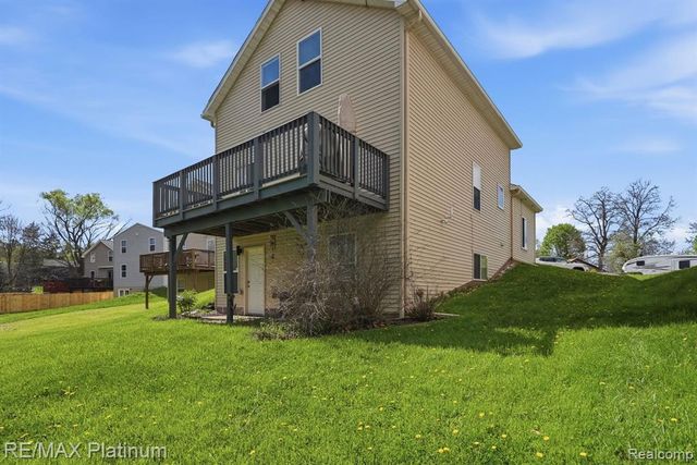 2428 Fisher Road, Howell, MI 48855
