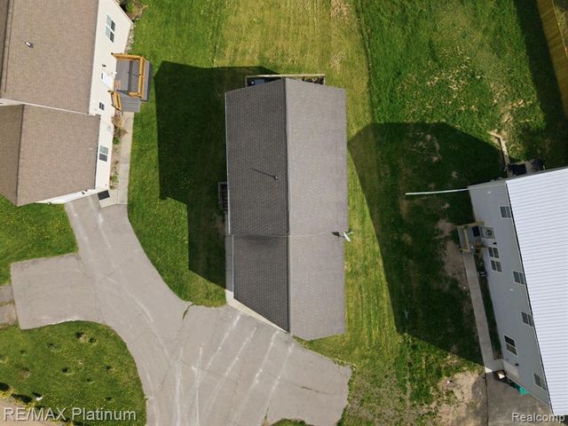 2428 Fisher Road, Howell, MI 48855