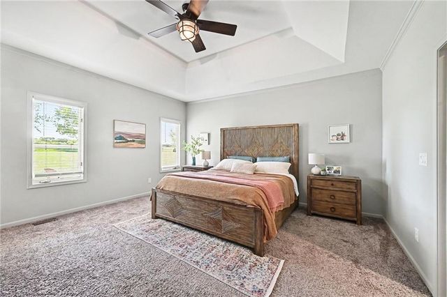 4204 SE Wingate Circle, Blue Springs, MO 64014