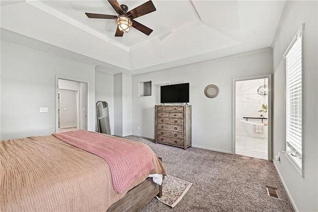 4204 SE Wingate Circle, Blue Springs, MO 64014