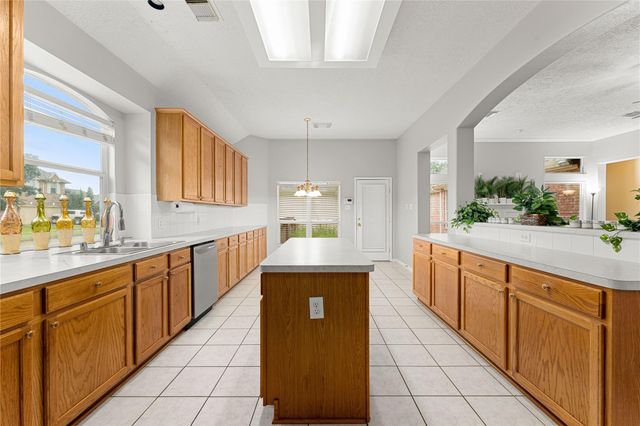 4903 Cedar Cove Drive, Baytown, TX 77521