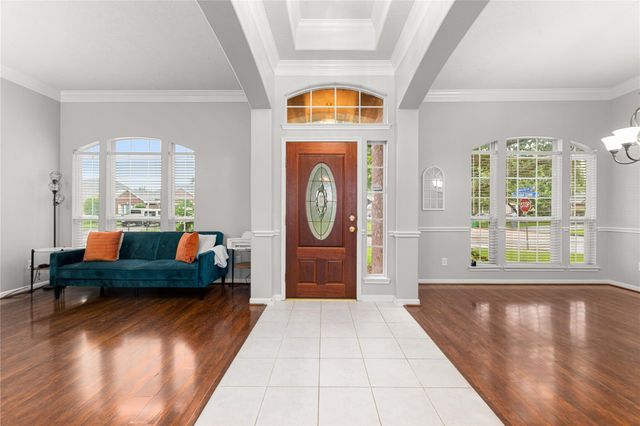 4903 Cedar Cove Drive, Baytown, TX 77521