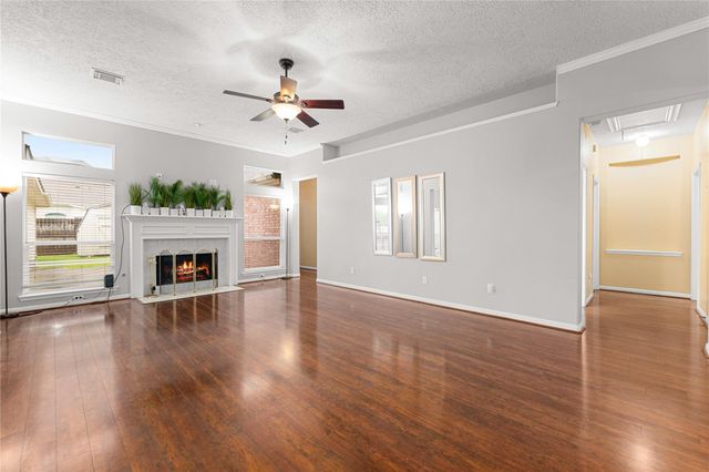 4903 Cedar Cove Drive, Baytown, TX 77521