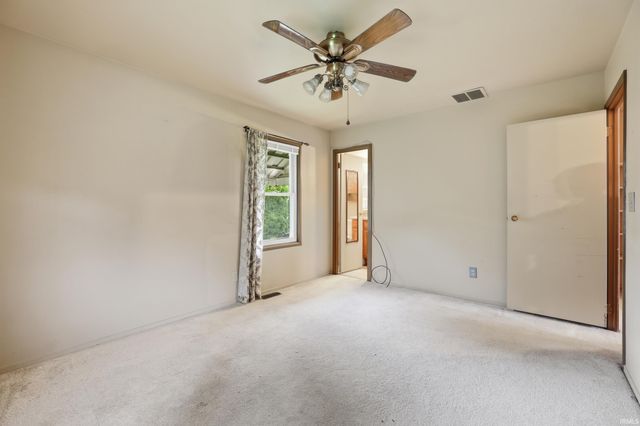 831 W Briarcliff Drive, Bloomington, IN 47404