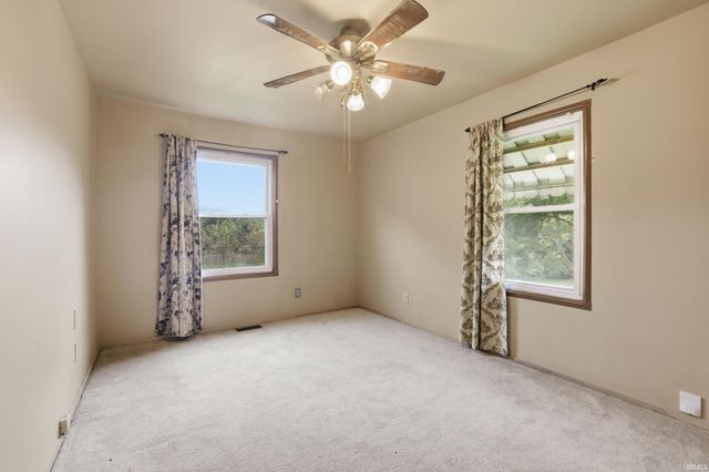831 W Briarcliff Drive, Bloomington, IN 47404