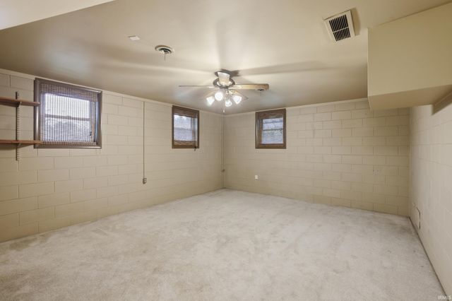 831 W Briarcliff Drive, Bloomington, IN 47404