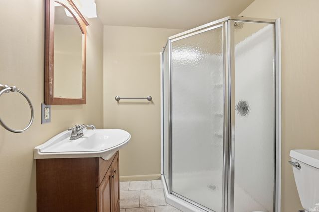 831 W Briarcliff Drive, Bloomington, IN 47404