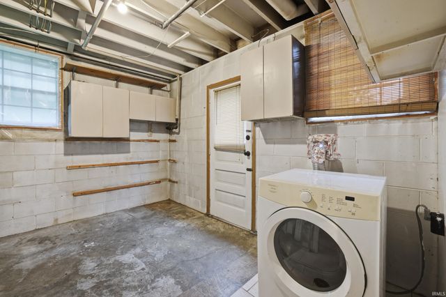 831 W Briarcliff Drive, Bloomington, IN 47404