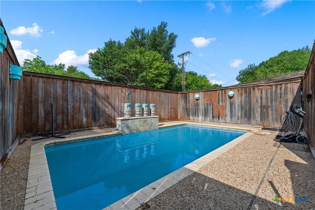 2723 Canyon Oaks Court, Temple, TX 76502