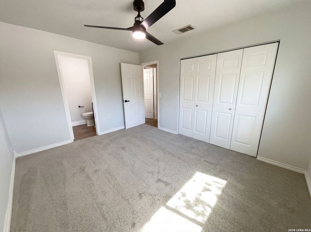 7913 Dry Canyon, Live Oak, TX 78233