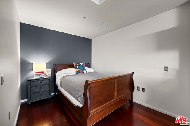 1155 S Grand Avenue 1111, Los Angeles, CA 90015