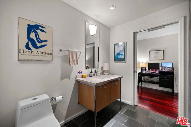 1155 S Grand Avenue 1111, Los Angeles, CA 90015