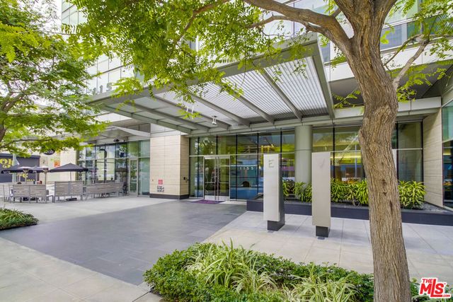 1155 S Grand Avenue 1111, Los Angeles, CA 90015