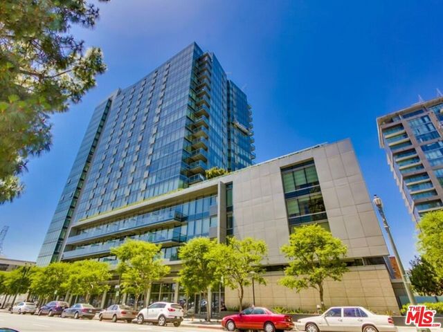 1155 S Grand Avenue 1111, Los Angeles, CA 90015