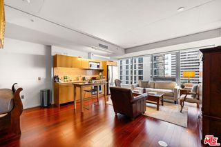 1155 S Grand Avenue 1111, Los Angeles, CA 90015