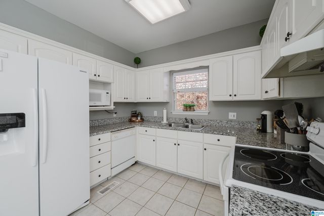 6405 WILLOW RIDGE CIRCLE, Gardendale, AL 35071