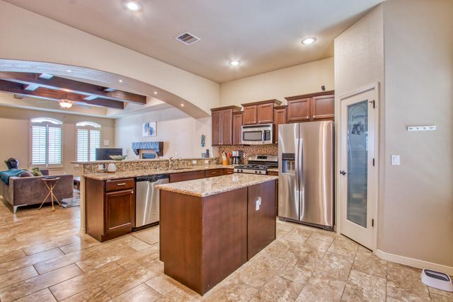 3207 CHRISTIAN CUNNINGHAM, El Paso, TX 79938