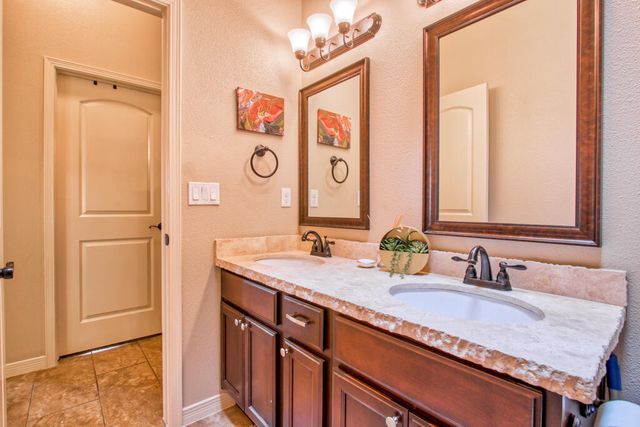 3207 CHRISTIAN CUNNINGHAM, El Paso, TX 79938