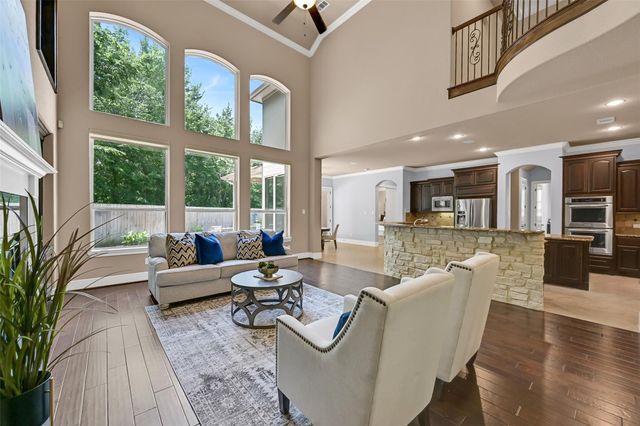 2304 Halls Creek Court, Friendswood, TX 77546